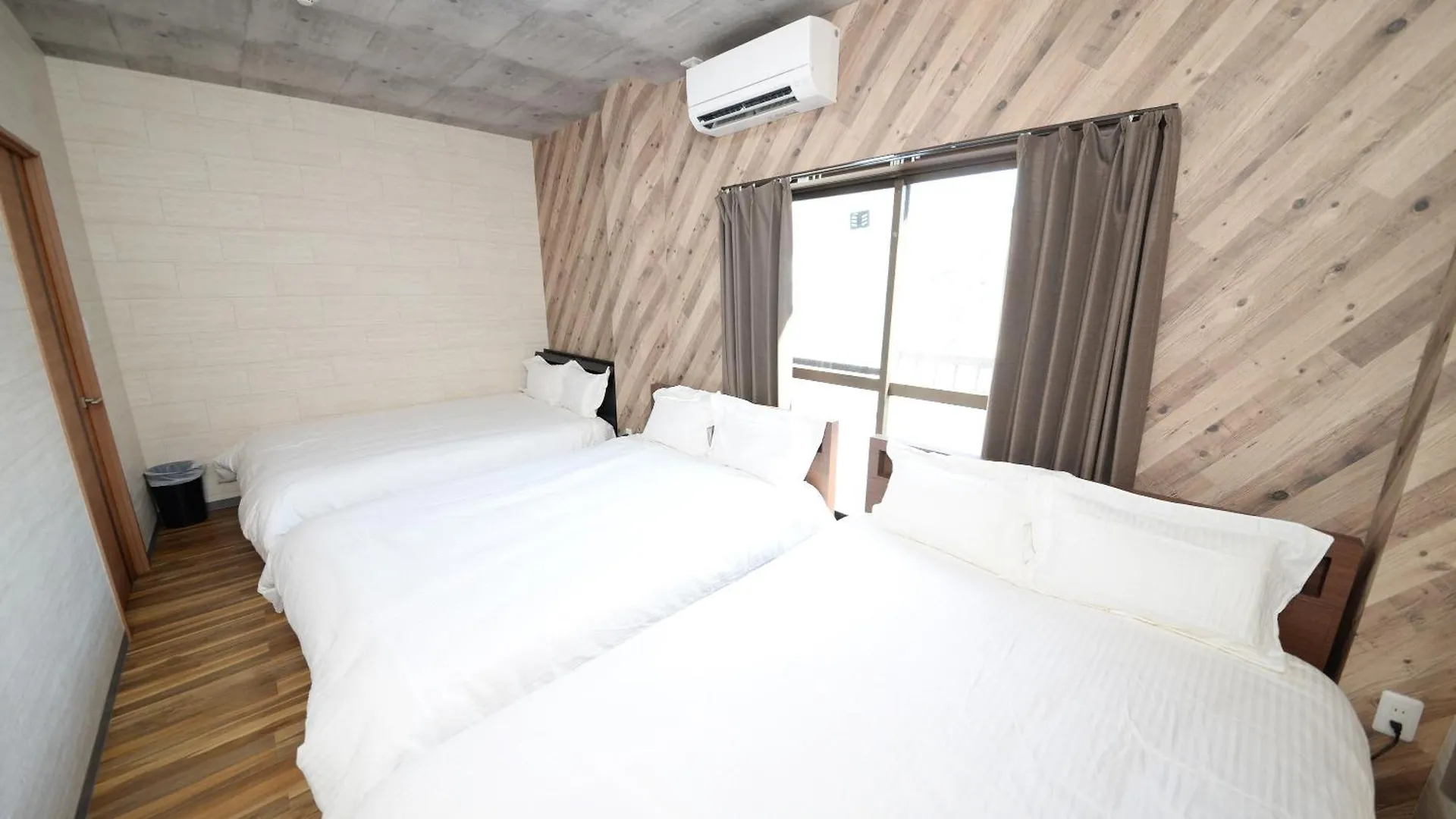 Shinjuku Ny House 301 Duplex Apartment Tokyo