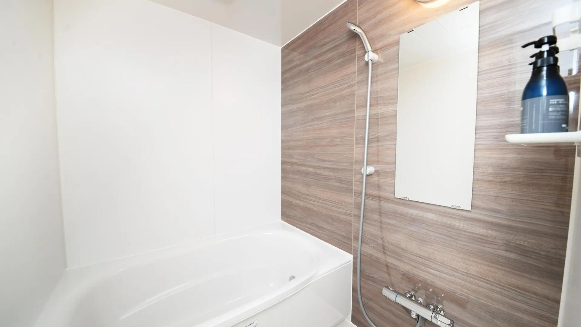 Shinjuku Ny House 301 Duplex Apartment Tokyo