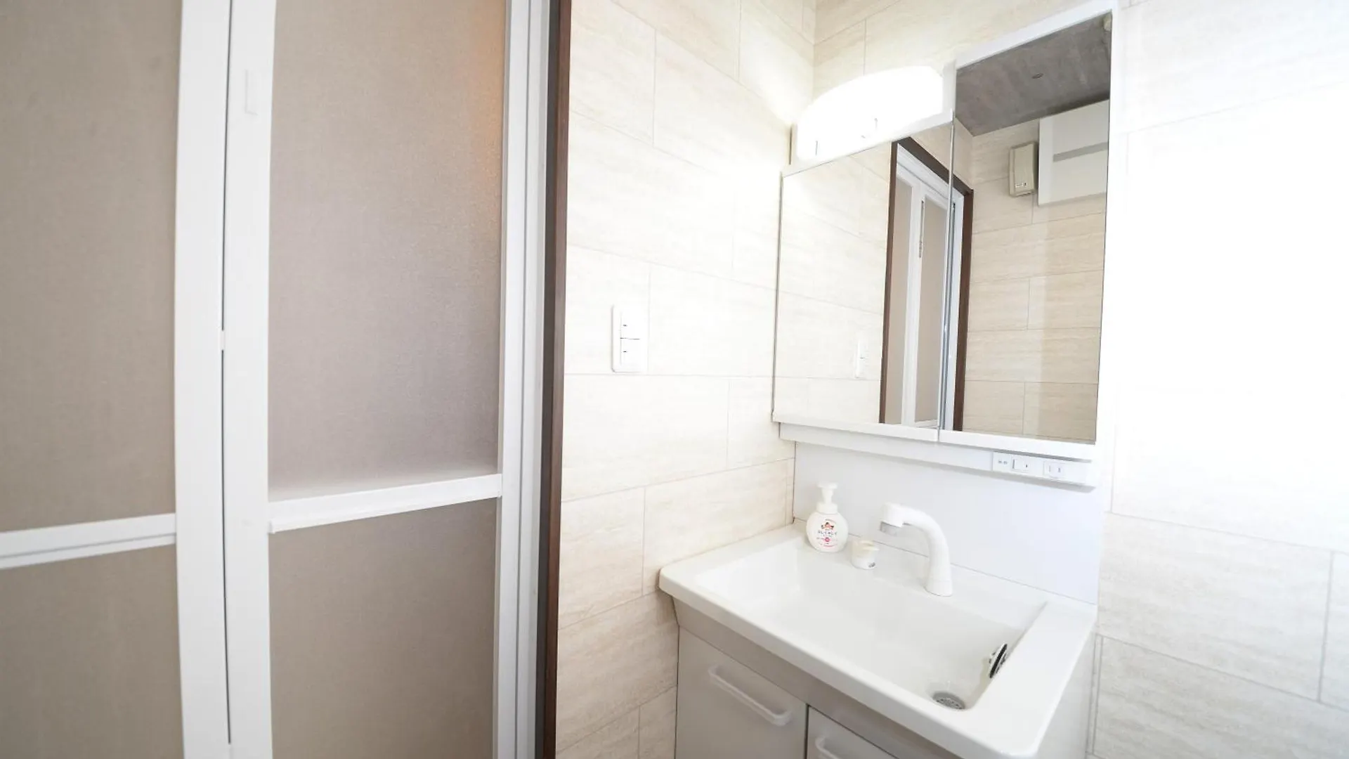 Shinjuku Ny House 301 Duplex Apartment Tokyo