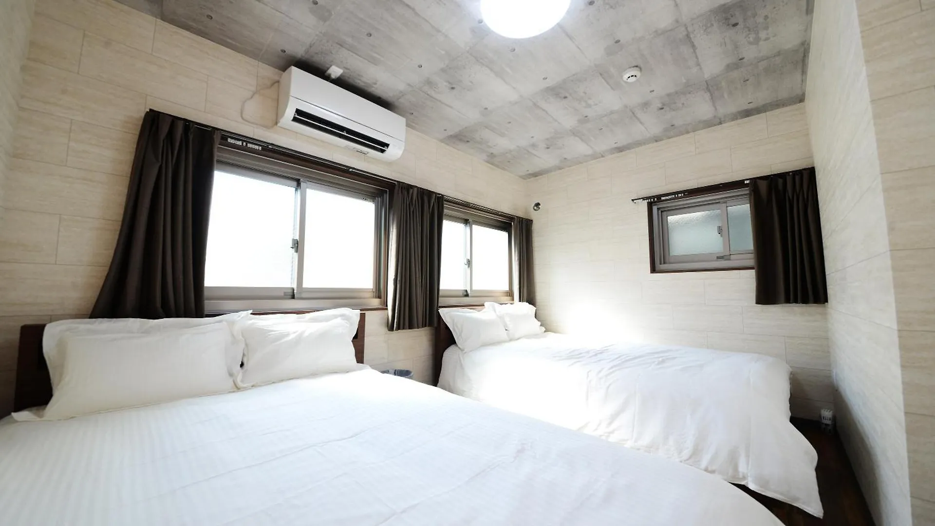 Shinjuku Ny House 301 Duplex Apartment Tokyo